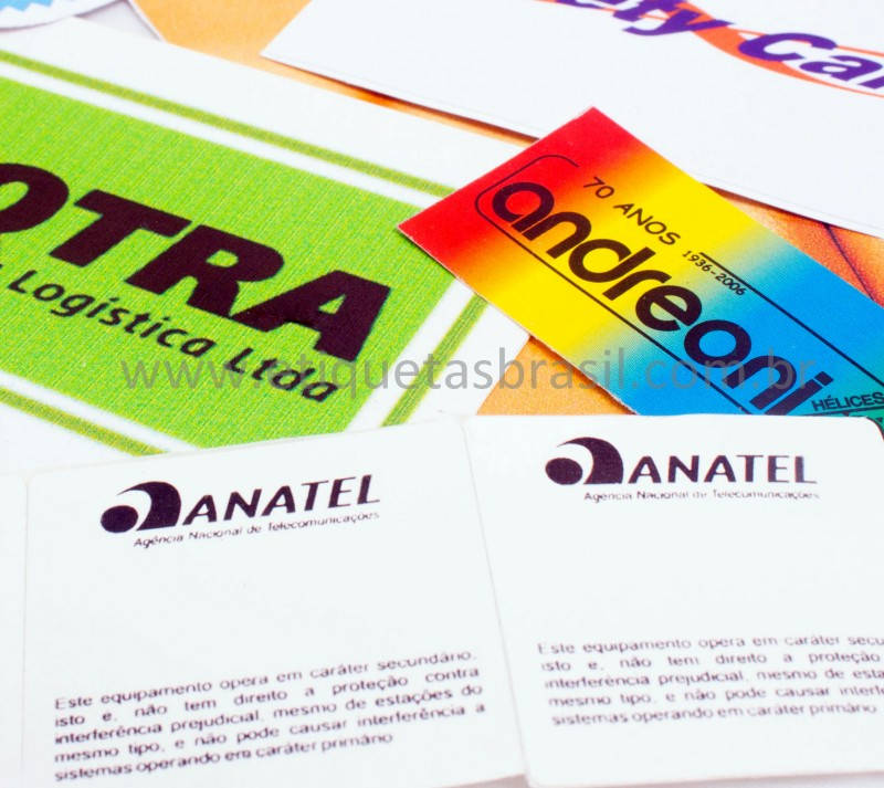 etiquetas adesivas personalizadas
